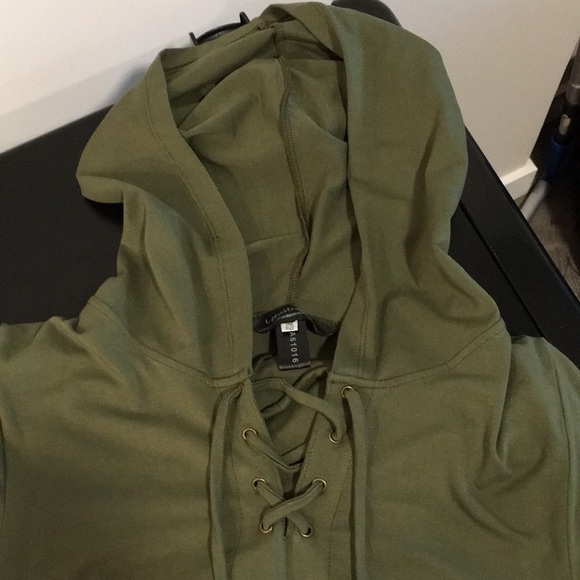 Lotustraders Dress - Picture 9 of 9